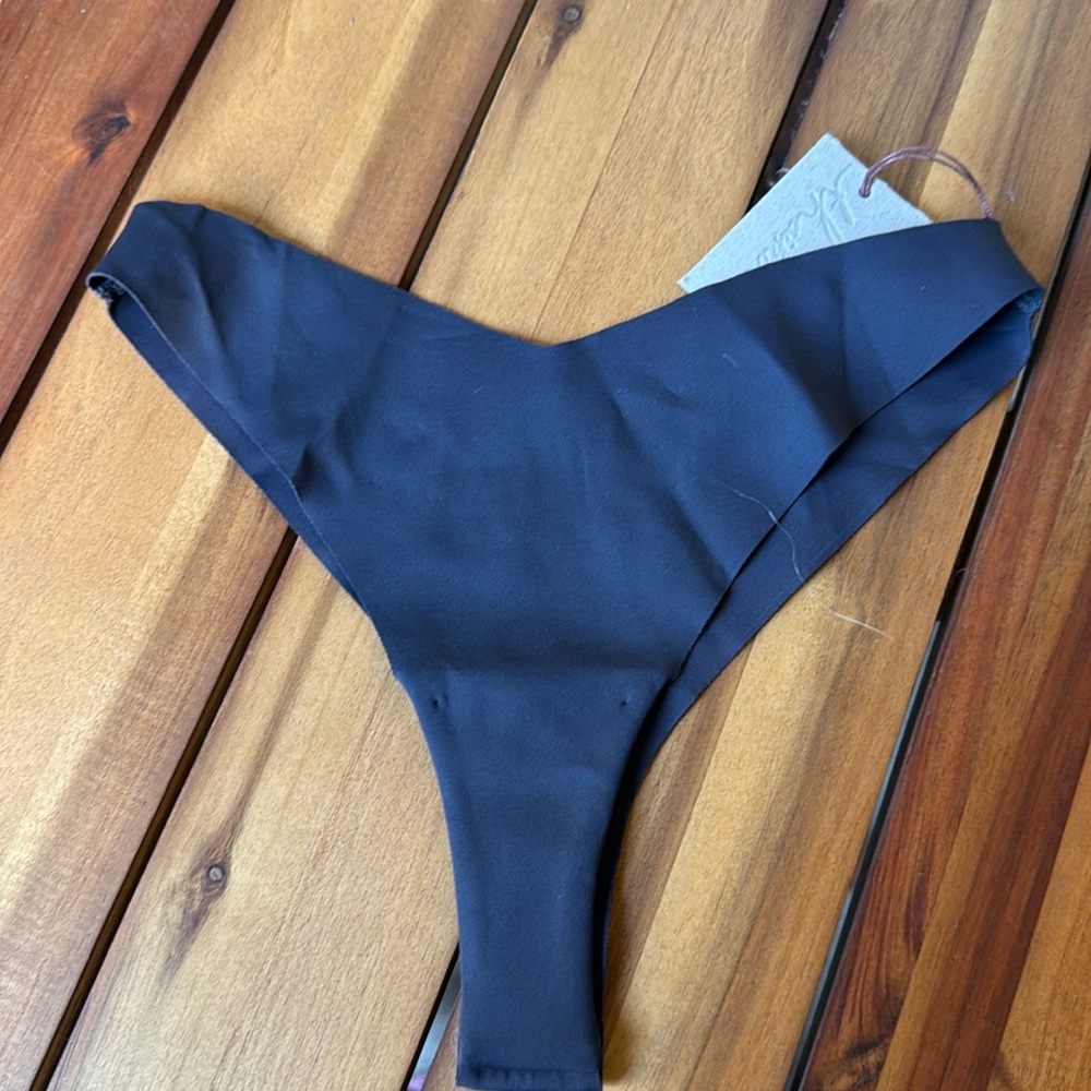 THAIKILA SCANDALOUS CHARCOAL BOTTOMS